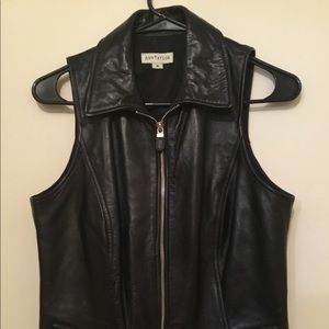 Ann Taylor Black Leather Vest *Cute Alert**